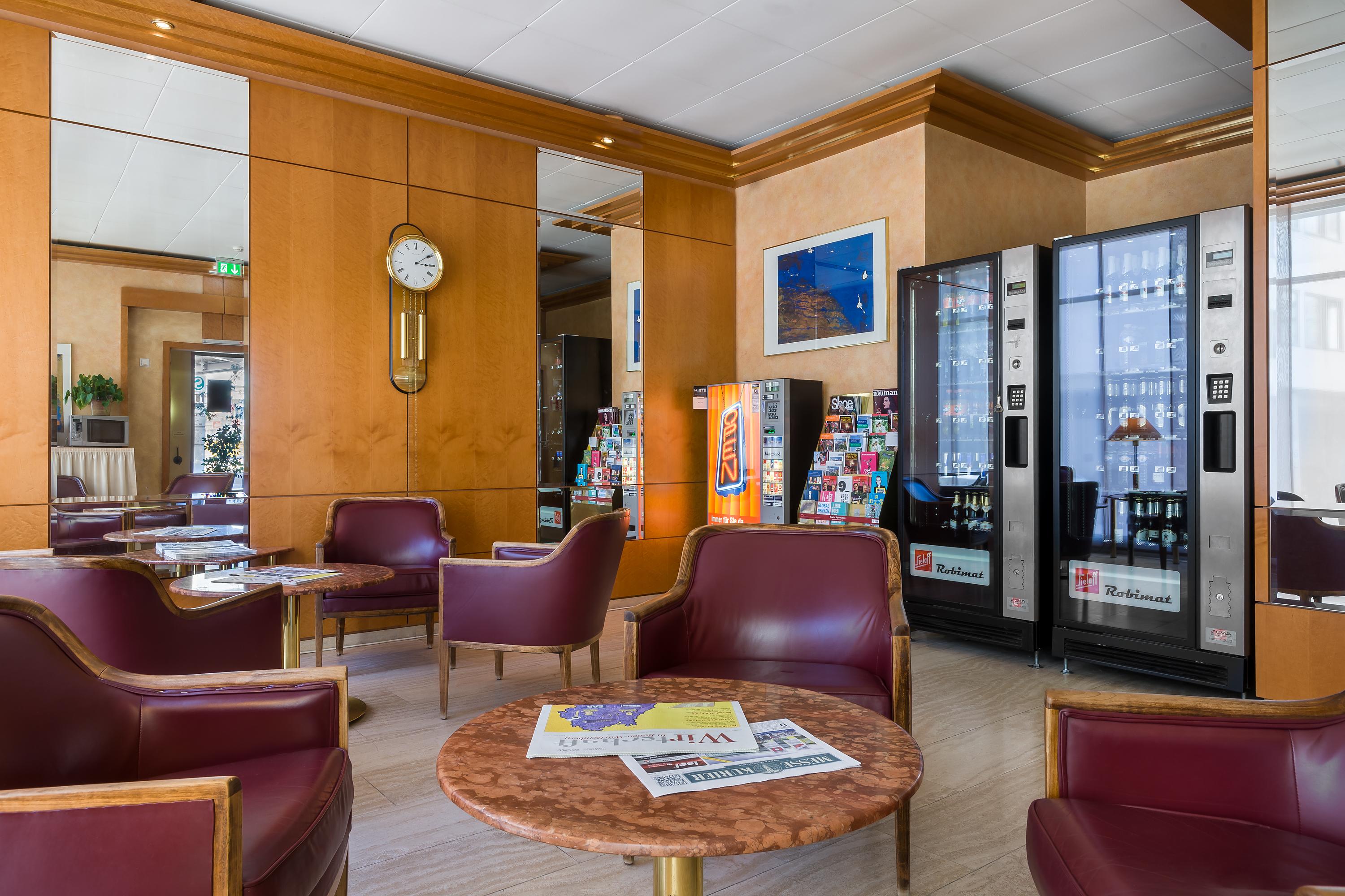 Plaza Inn Rieker Stuttgart Hauptbahnhof Екстериор снимка