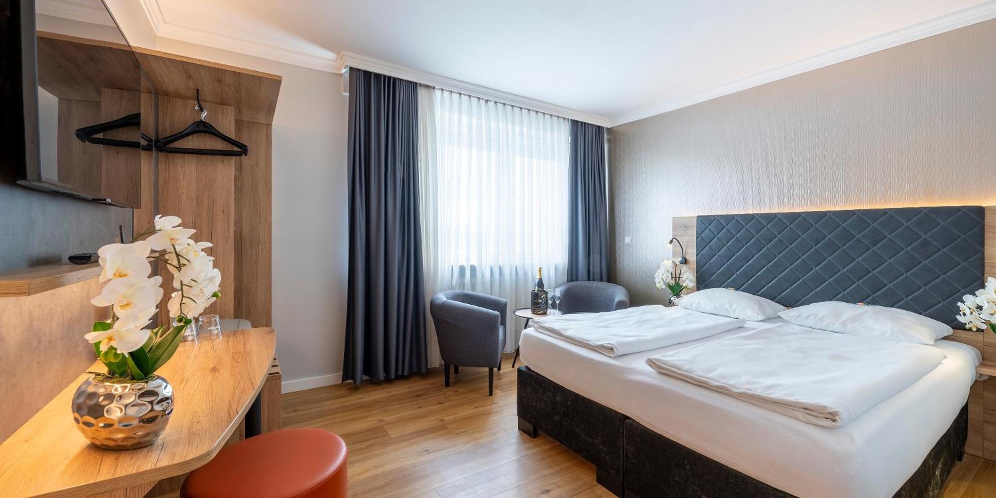 Plaza Inn Rieker Stuttgart Hauptbahnhof Екстериор снимка