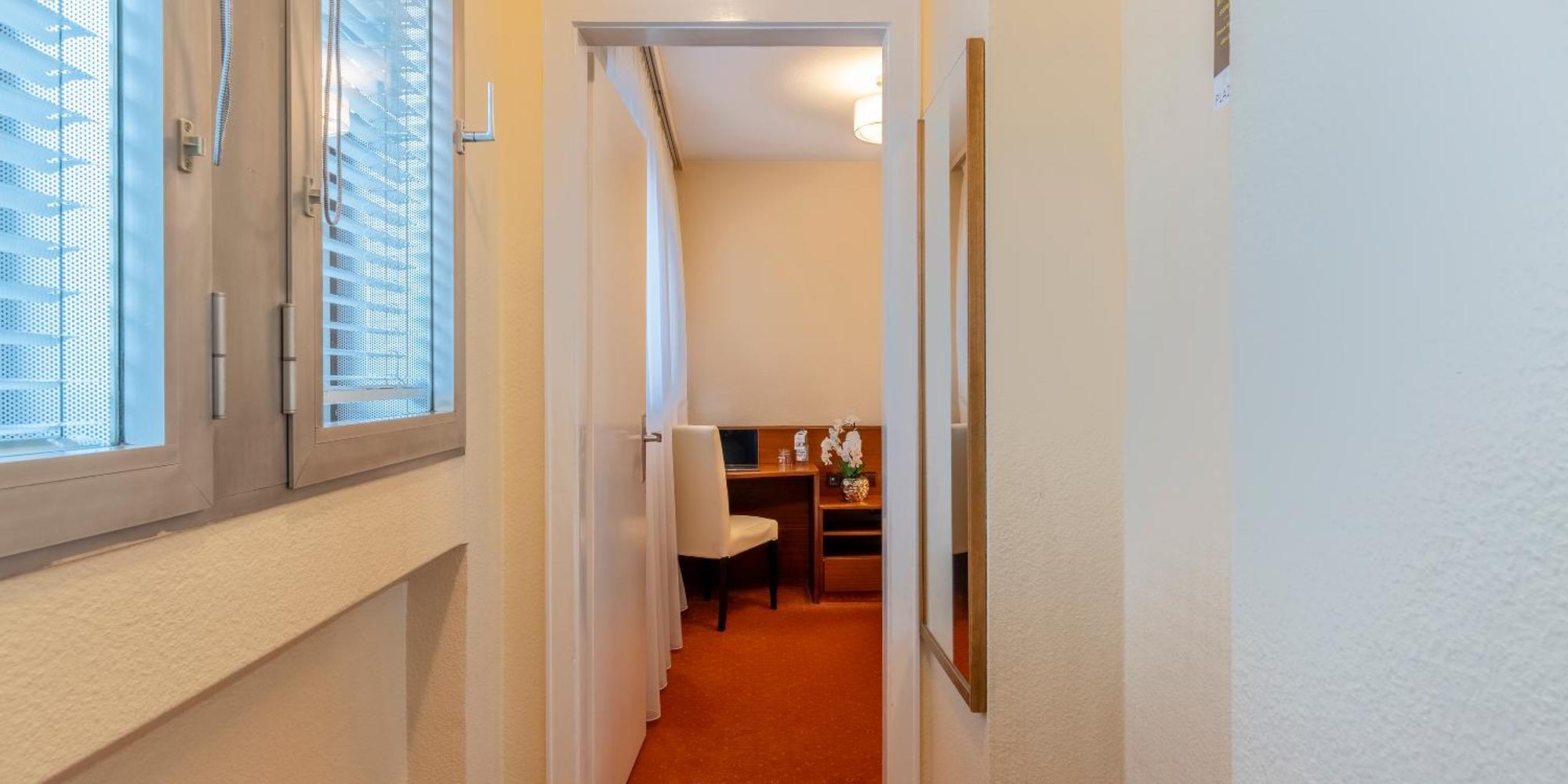 Plaza Inn Rieker Stuttgart Hauptbahnhof Екстериор снимка